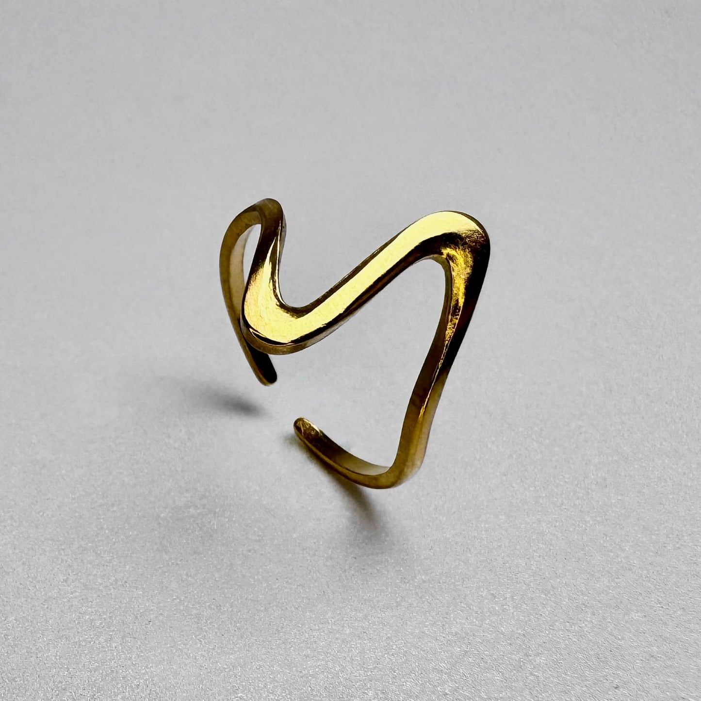 Golden Pulse Ring