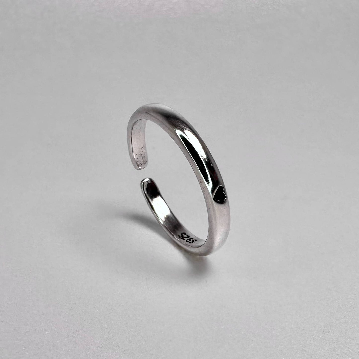 Noir Heart Ring