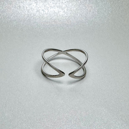 Criss Cross Ring