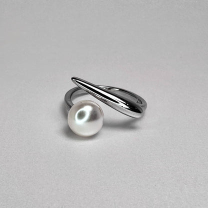 Lunar Pearl Ring