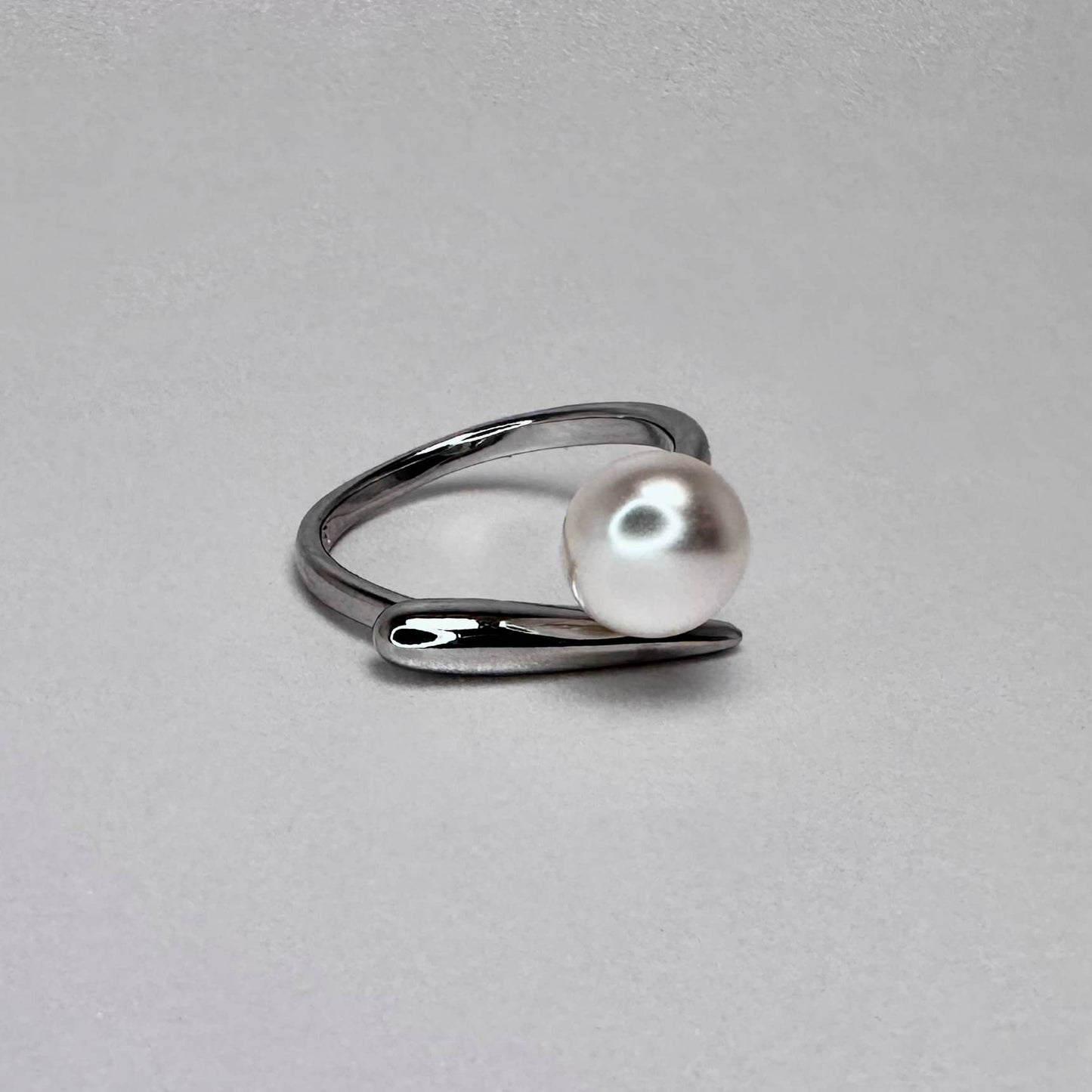 Lunar Pearl Ring