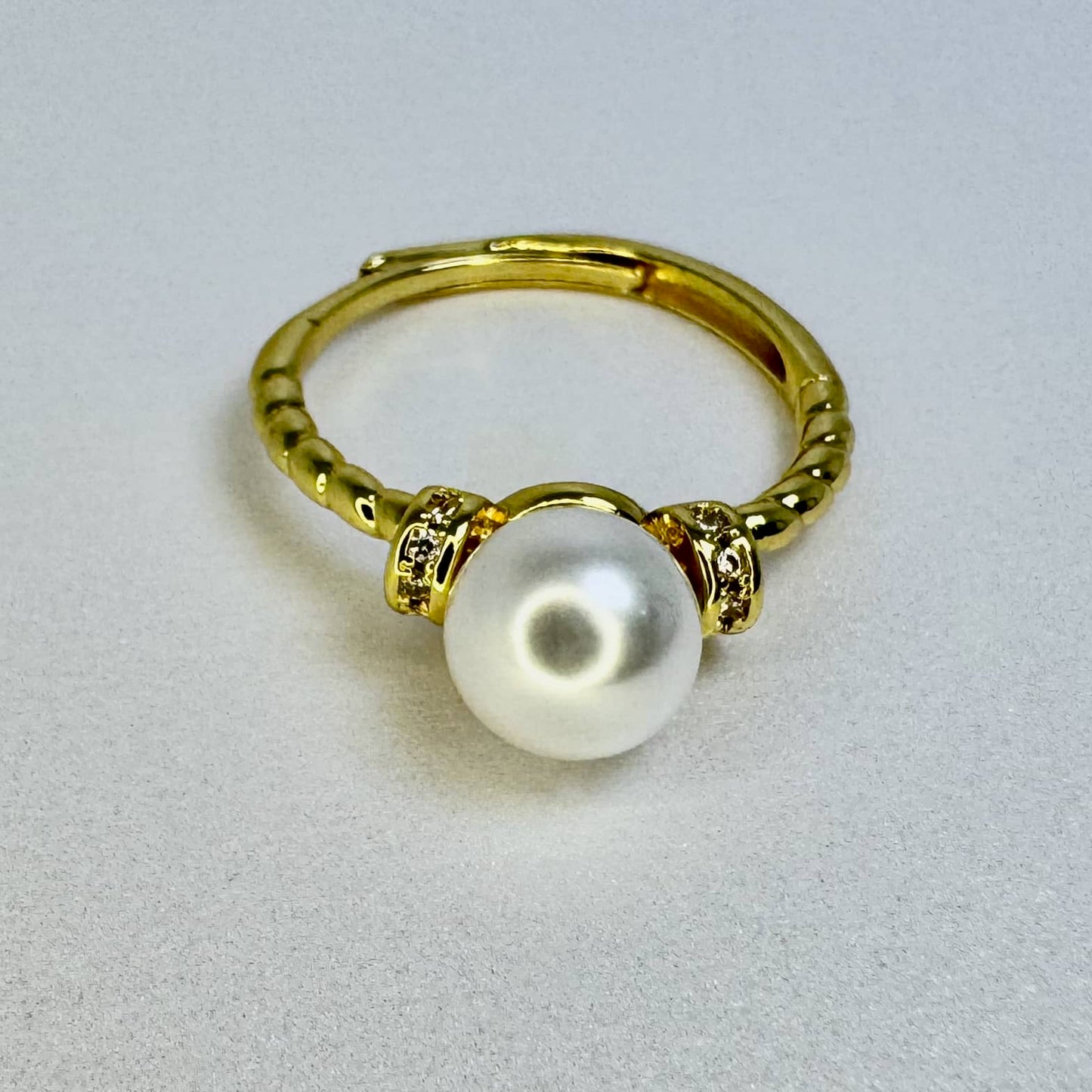 Pearl Embrace Ring