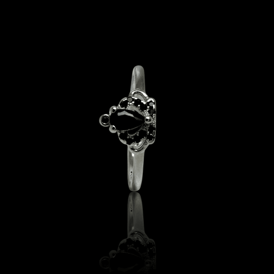 Regal Noir Ring