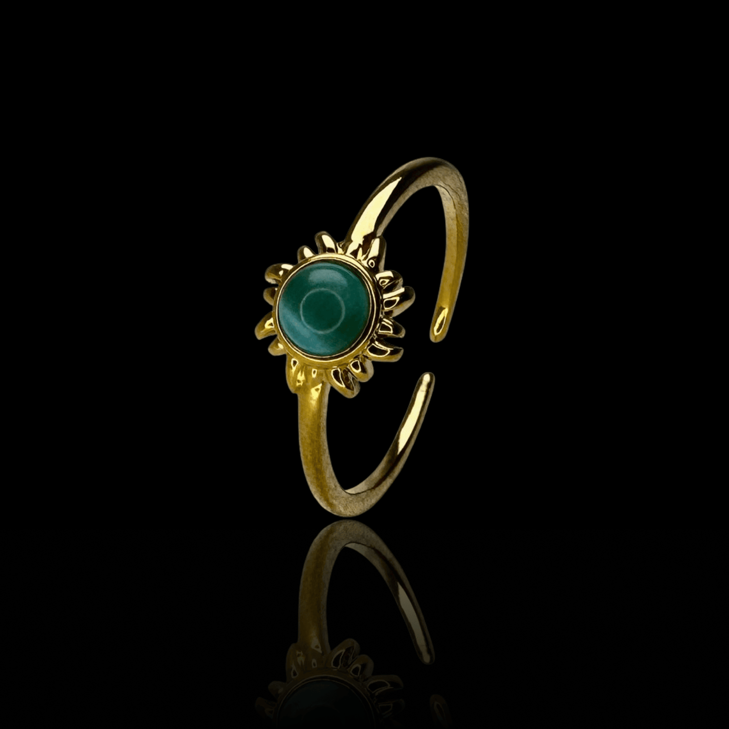 Sunlit Sapphire Ring