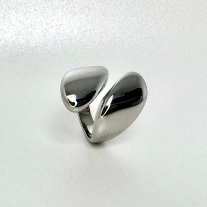 Twin Crest Ring