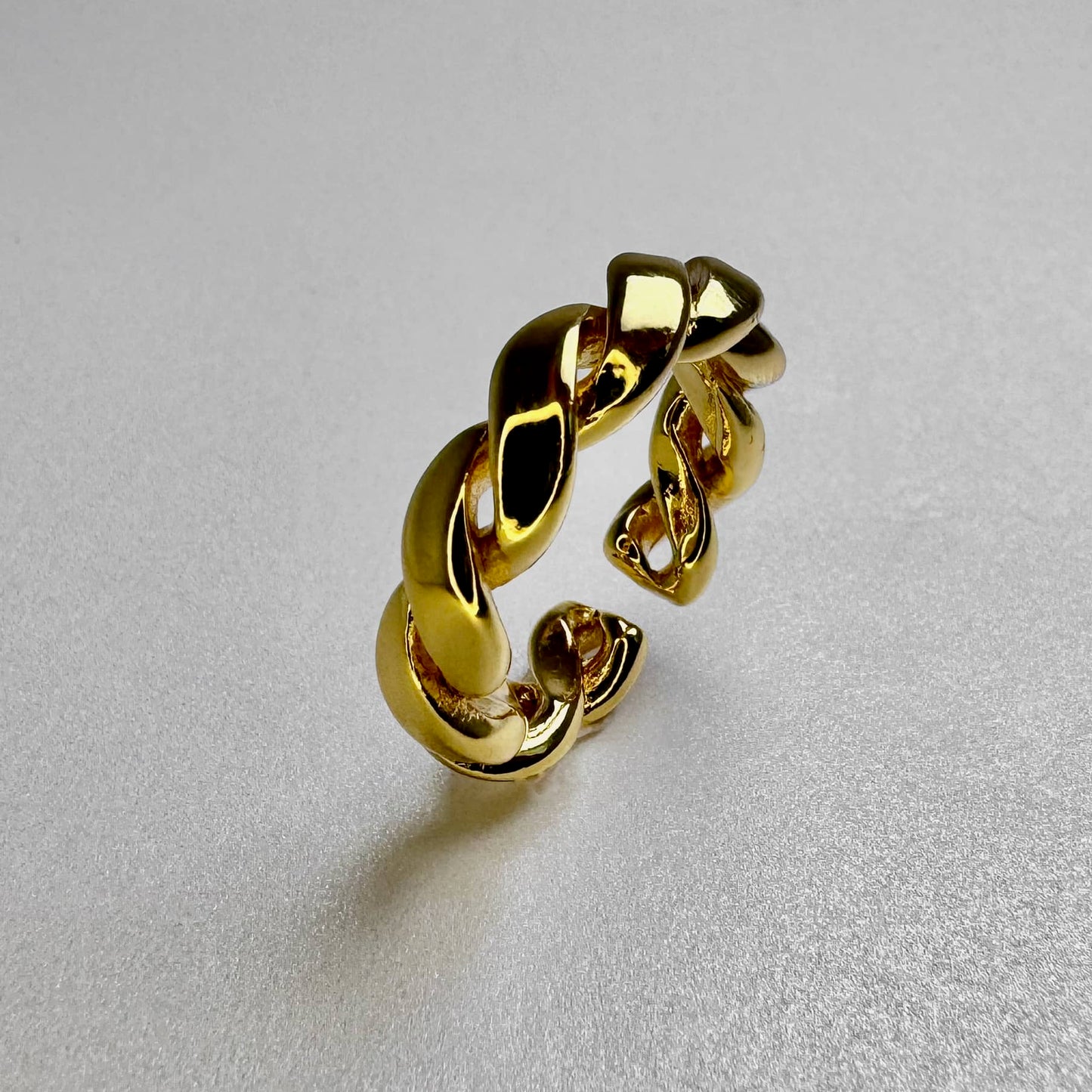 Twisted Elegance Ring